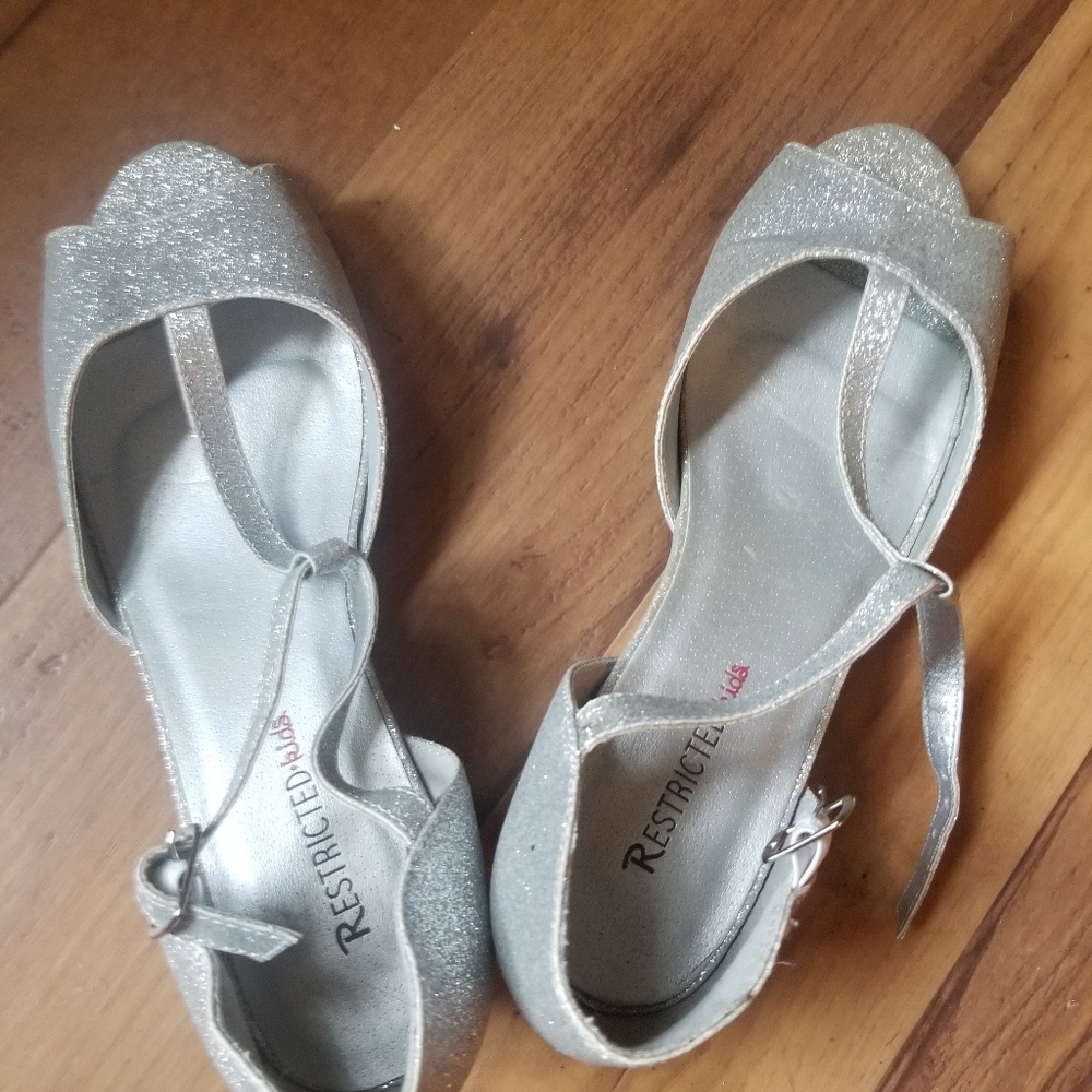 Pageant shoes - Picture 3 of 3